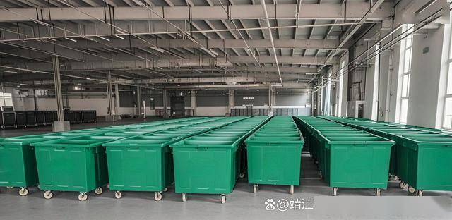 圾桶互联网技术与智能升降机制完美融合AG真人澳门百家家乐智能地埋式环保垃(图2)